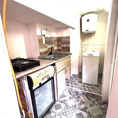 第比利斯Booboo Flat In Italian Yard公寓 外观 照片
